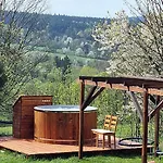 W Nowicy Holiday home *