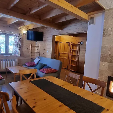 W Gorach Z Jacuzzi, Balia I Basenem Nowica