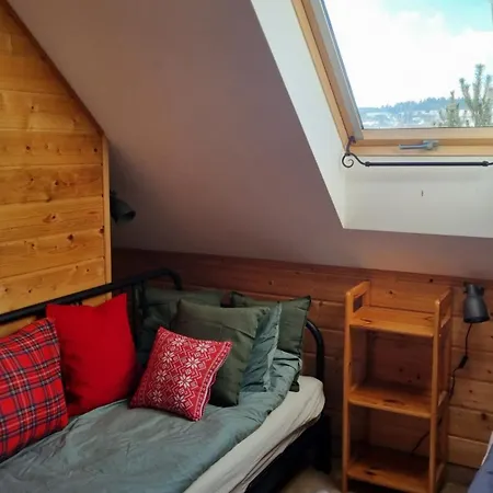 Casa de Férias Domek w górach z jacuzzi, balią i basenem Nowica