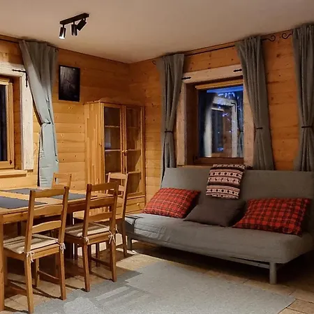 W Gorach Z Jacuzzi, Balia I Basenem Tatil Evi *