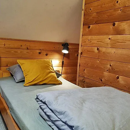 Casa de Férias Domek w górach z jacuzzi, balią i basenem Nowica