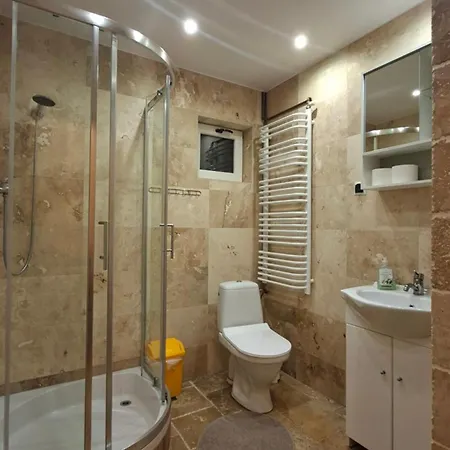 W Nowicy Tatil Evi *