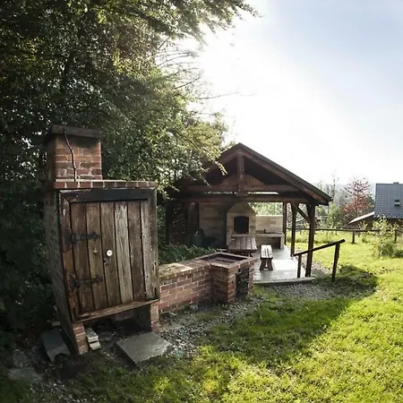 Domek w górach z jacuzzi, balią i basenem